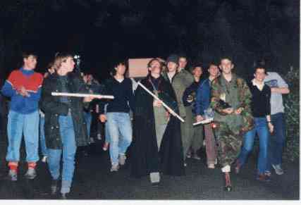 One man went to burn, went to burn a coffin - one man without his dog, went to burn a coffin. Two men went to burn, went to burn a coffin 